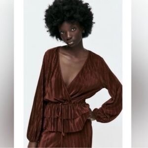 Zara Brown Plisse /Pleated Top size Medium.